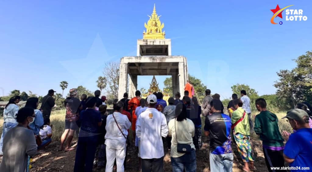 พิธียกพระขึ้นเจดีย์ เลขเด็ด